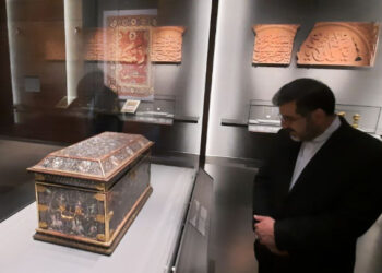 بازدید وزیر فرهنگ و ارشاد اسلامی از موزه هنرهای اسلامی دوحه