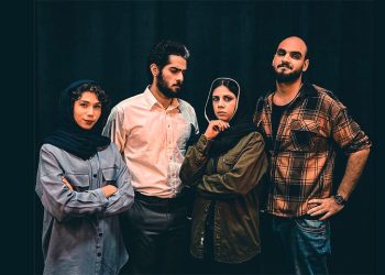 «هریک از ما دو نفر هستیم» مهمان صحنه آبی می شود