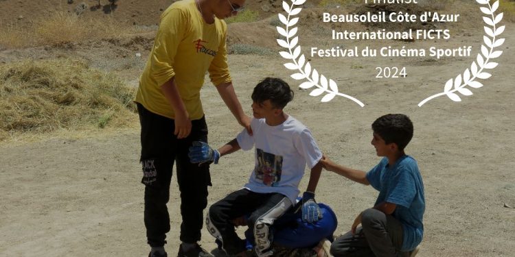 فیلم کوتاه «احمدرضا بوفون» در جشنوارهای فرانسوی فینالیست شد 1 فیلم کوتاه «احمدرضا بوفون» در جشنوارهای فرانسوی فینالیست شد