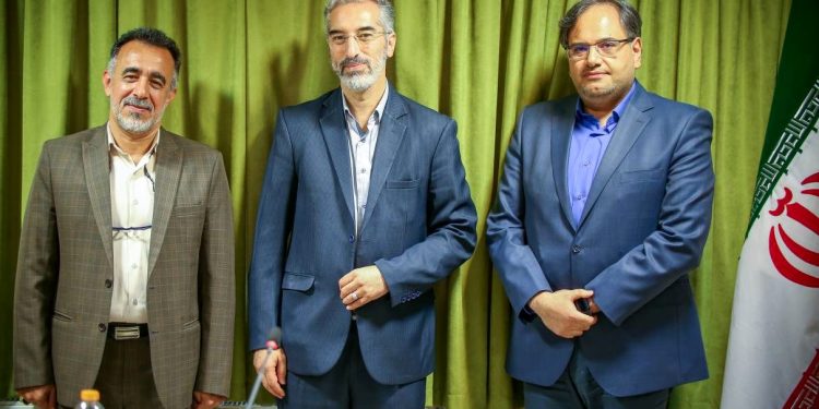 مراسم تودیع و معارفه مدیرکل اداره هنرهای نمایشی 1 مراسم تودیع و معارفه مدیرکل اداره هنرهای نمایشی