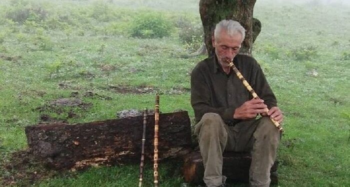 استاد خلیل طهماسبی آخرین بازمانده موسیقی شبانی مازندران درگذشت