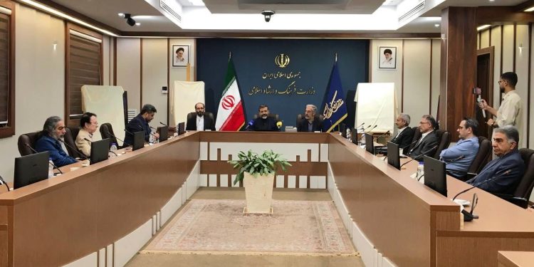 آیین رونمایی از سند ملی موسیقی جمهوری اسلامی ایران آغاز شد 1 آیین رونمایی از سند ملی موسیقی جمهوری اسلامی ایران آغاز شد