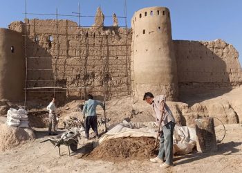 آغاز مرحله جدید مرمت نارین قلعه نائین