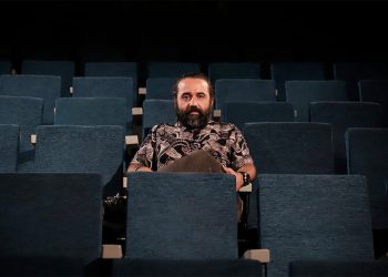 نمایش «منگی» به روی صحنه می‌آید