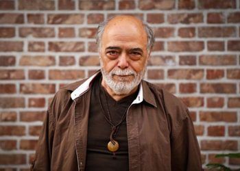 اکبر زنجانپور در بیمارستان بستری شد/ لغو چند اجرای «اکتینگ»