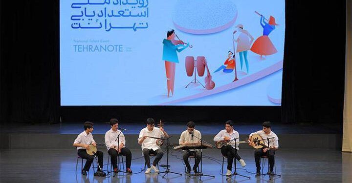 برگزیدگان مرحله اول «تهرانُت» در فرهنگسرای بهمن گرد هم آمدند