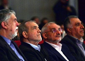 رئیس جمهور به تماشای کنسرت «منظومه سیمرغ» نشست