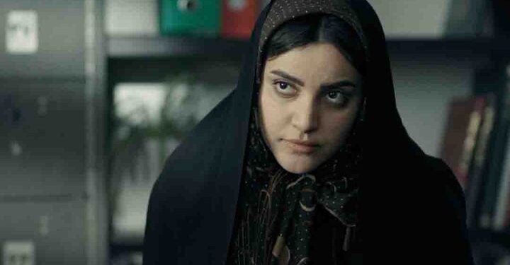 فیلم کوتاه «آنارشی» به جشنواره فیلم کمرا زیزانیو یونان راه پیدا کرد 1 فیلم کوتاه «آنارشی» به جشنواره فیلم کمرا زیزانیو یونان راه پیدا کرد