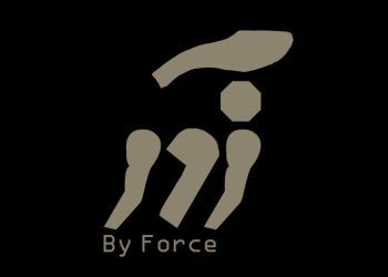 نمایش «به زور» در مجموعه تئاتر لبخند