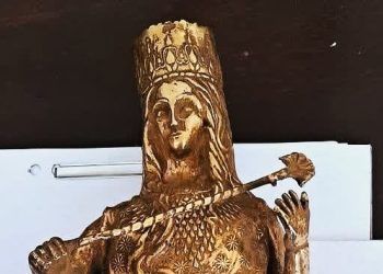 کشف یک قطعه مجسمه شبه طلا در شهرستان مراغه