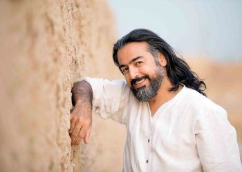 آلبوم «آتش نهان» با صدای «پرواز همای» منتشر شد