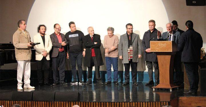 برگزاری همایش تجلیل و بزرگداشت هنرمندان عرصه موسیقی 1 برگزاری همایش تجلیل و بزرگداشت هنرمندان عرصه موسیقی