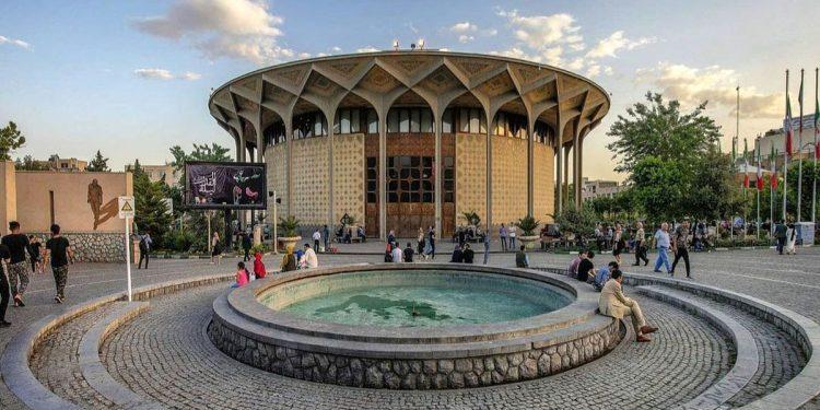 تولد ۵۲ سالگی مجموعه تئاترشهر