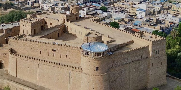 مرمت و احیای کلاه‌فرنگی قلعه شوش