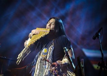 کنسرت لئو روخاس در سالن وزارت کشور