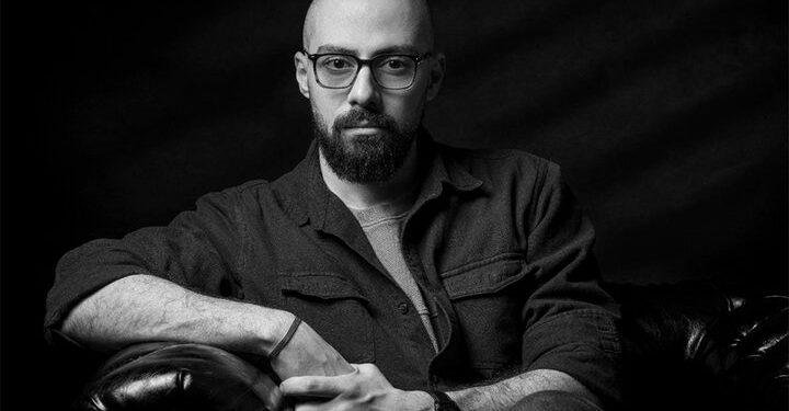 نمایش یخ‌ بستگی در تماشاخانه‌ ایران‌شهر