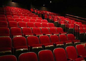 10 سینمای پرفروش کشور در سال 1403 + اینفوگرافی