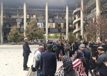 بازدید سفیران کشورها از ساختمان شیشه‌ای