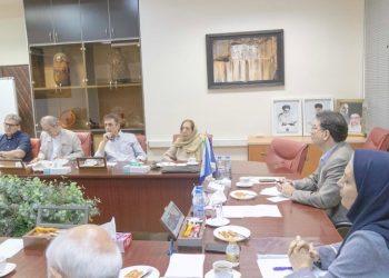 نخستین نشست کمیته مشورتی پژوهشکده زبان شناسی، کتیبه ها و متون برگزار شد