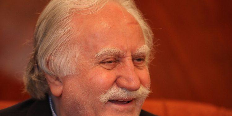 استاد محمود فرشچیان درگذشت