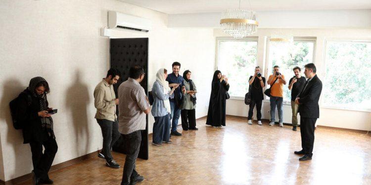 تکذیب فاکتور سه میلیارد تومانی بازسازی اتاق معاون وزیر