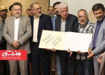 نمایشگاه خوشنویسی «بر بال آیه‌ ها» افتتاح شد